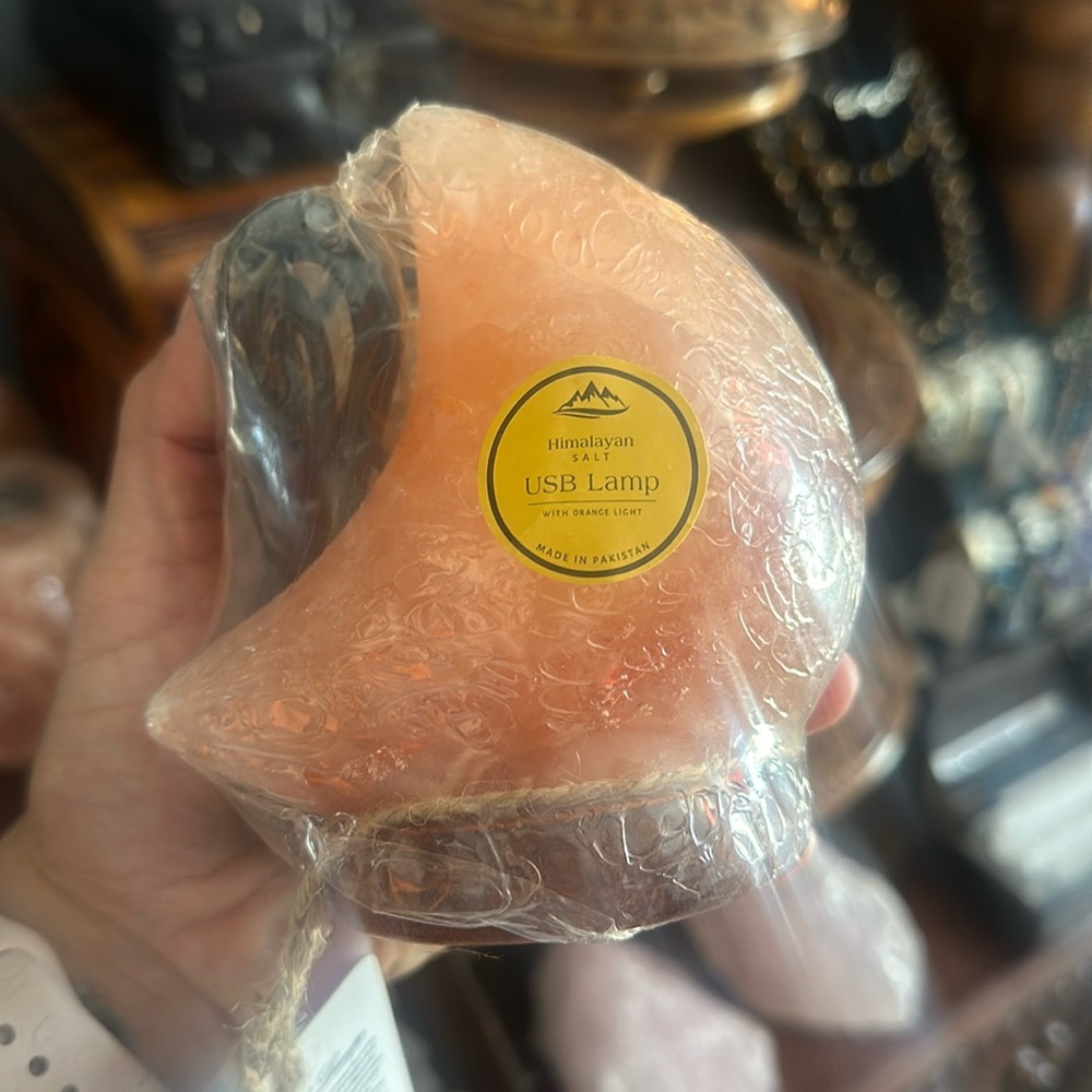 Himalayan salt lamp moon shaped USB connector NEW
